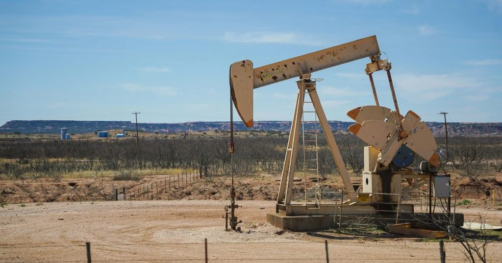 Oil Surge and Geopolitical Tensions Trigger Global Market Volatility