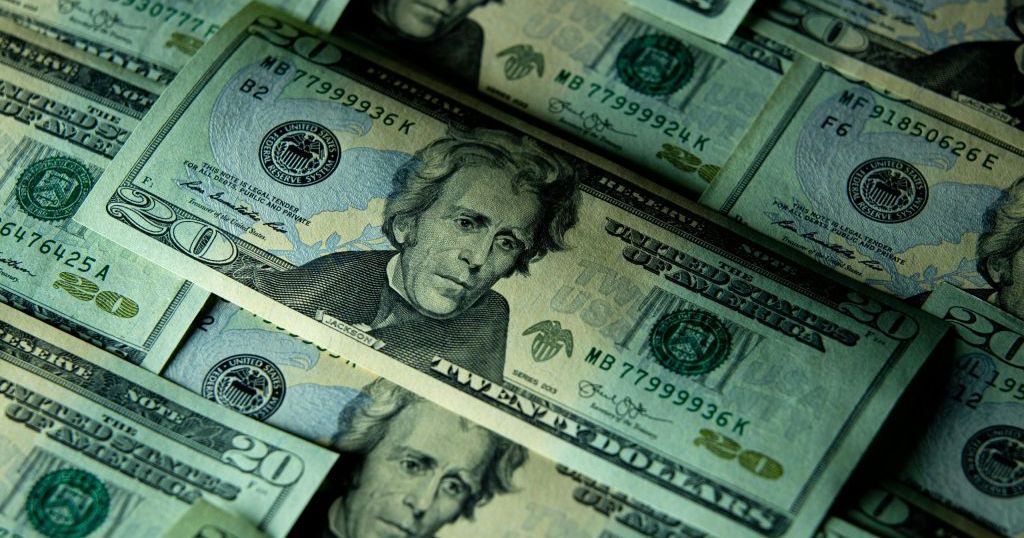 U.S. Treasury Sell-Off Intensifies on Inflation and Oil Price Fears